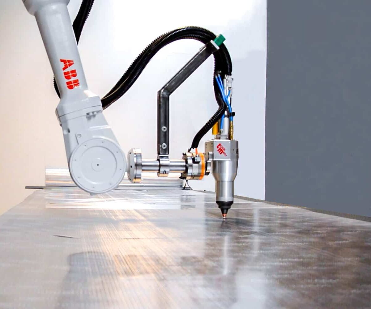 Robotløsninger til laserskæring